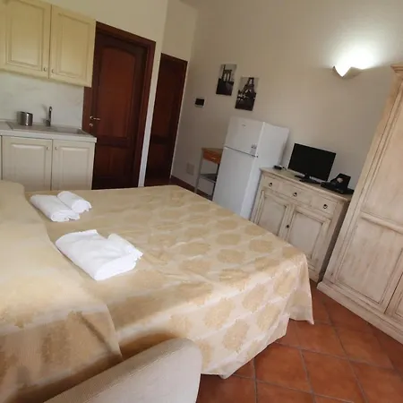 Lägenhet Mono Paradise Piccolo Angolo Di Relax In Centro Cannigione